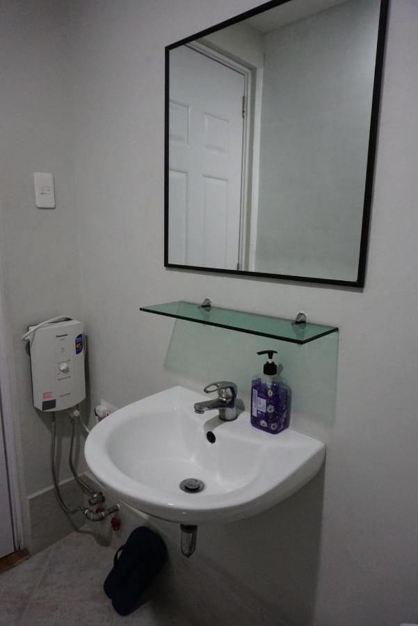 Cozy Condo Unit 5Mins From Mactan Cebu Int'L Airport With Netflix Lapu-Lapu City Exterior foto